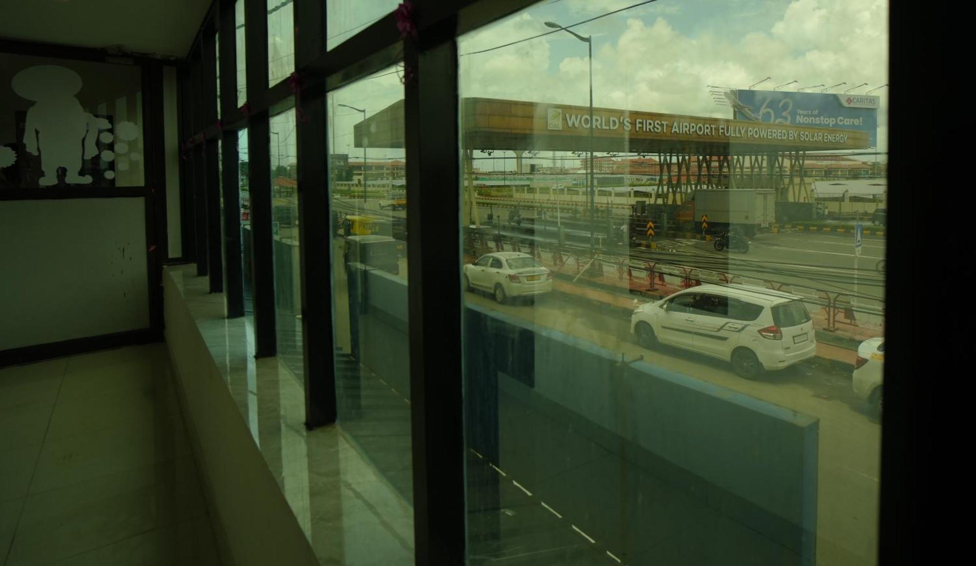 Port View Residency Pvr Hotel Nedumbassery Exterior photo